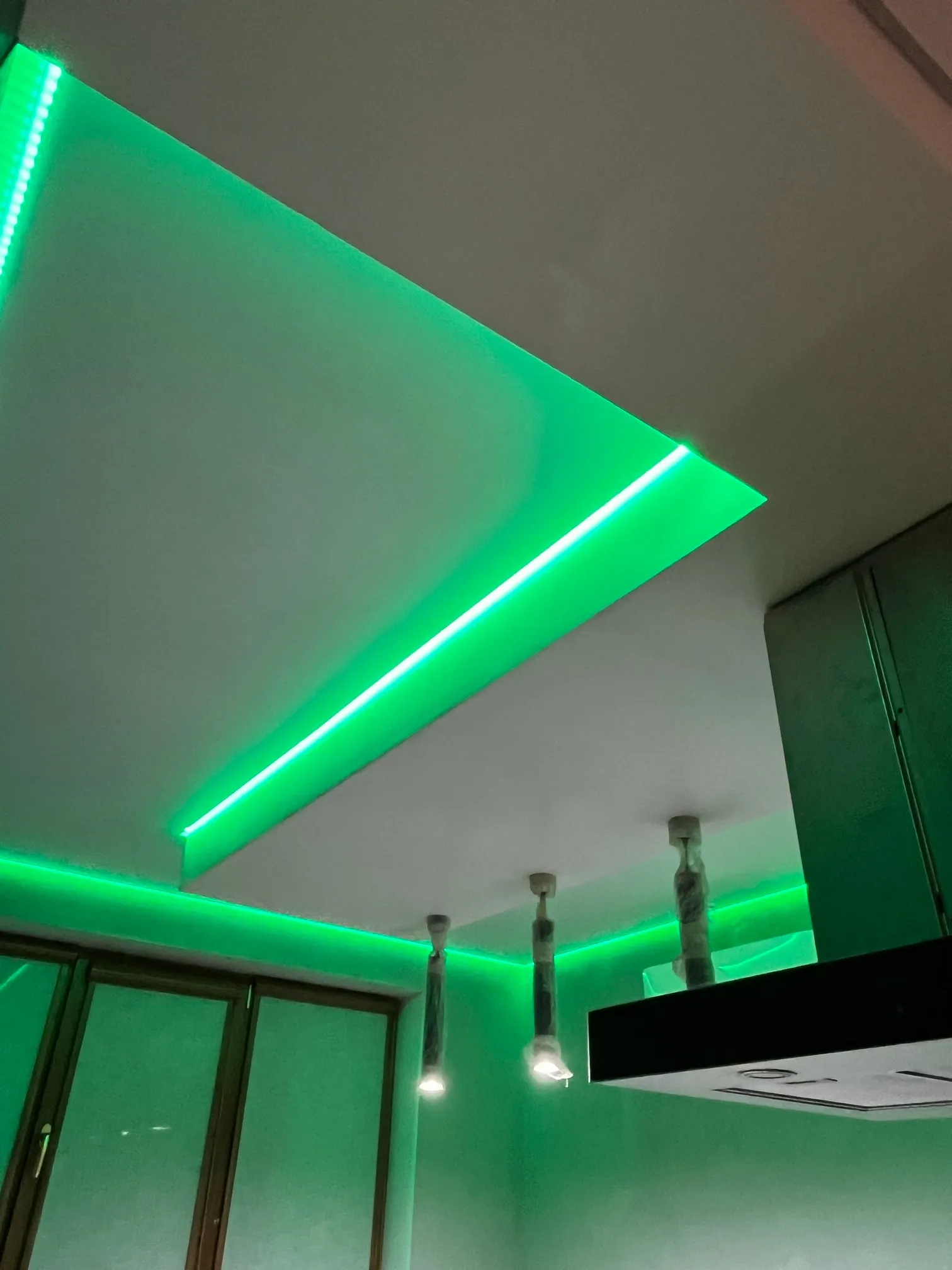 Парящие потолки